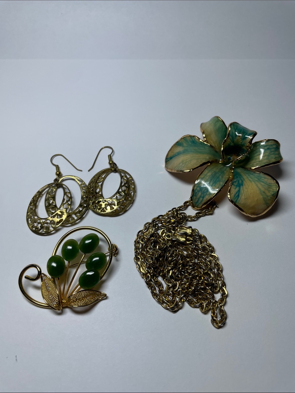Gold Tone Floral Enamel Necklace Earrings Brooch with Green Accents